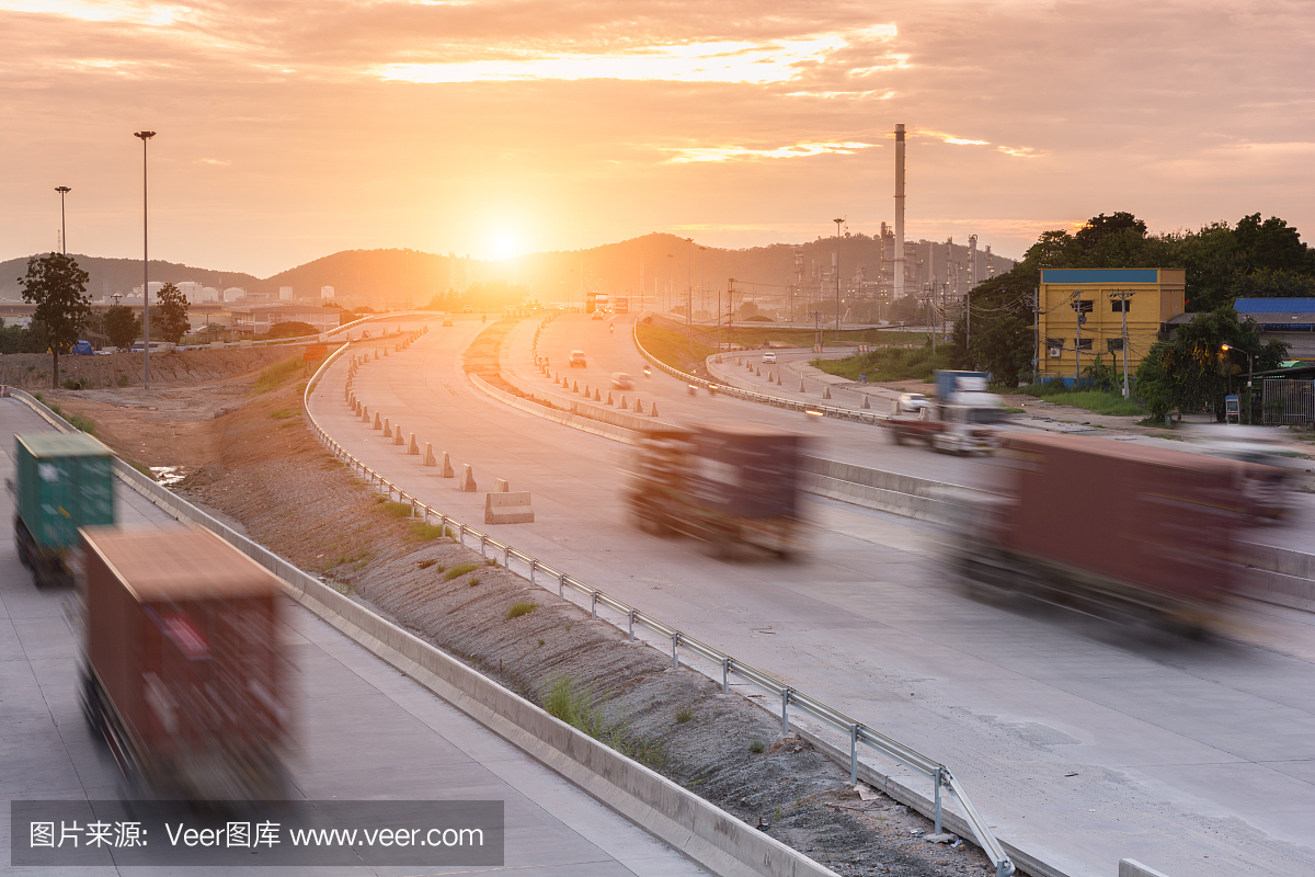 卡车集装箱按道路速度交付概念